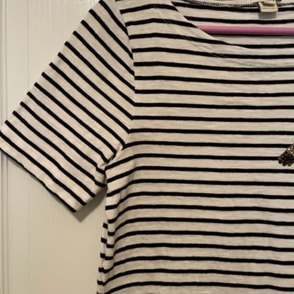 J. Crew black and beige short sleeved t-shirt with jeweled bird applique… - Picture 7 of 9